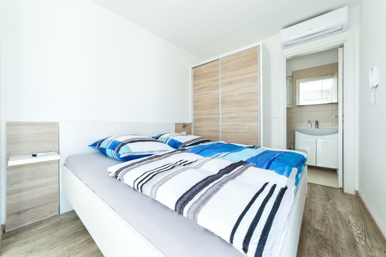 Kuca Buzov - Holiday House in Croatia Srima Exterior foto